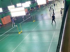 -健龙森俱乐部·游泳·健身·羽毛球综合体育馆