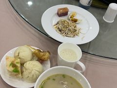 -春兰国宾馆(凤城河风景区老街店)