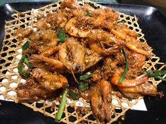 港式避风塘炒明虾-石头咕(葵蓬店)