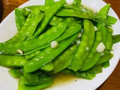 -怡妮新疆风味餐厅(东江湾路店)