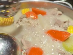 澳门鸡脚猪骨煲（小）-官也街澳门火锅(新源里店)