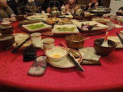 一桌子菜-东方亚克西餐厅(西康路店)