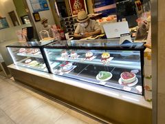 -花花卷卷·鲜食蛋糕(静安久光百货店)