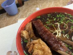 -小龙大肉面馆