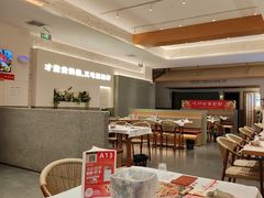 -肥肥虾庄·金牌油焖大虾(汉口城市广场店)