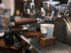 -Line来恩咖啡(石厦花园店)