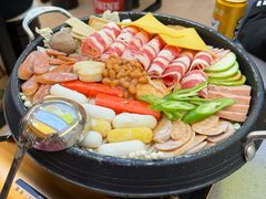 -豚妈妈汤饭·部队锅(南京东路店)