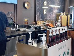 -星巴克臻选(上海今潮8弄店)