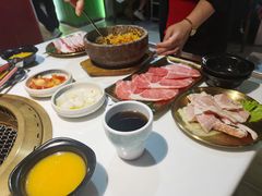 -炙城·韩式烤肉(南京东路店)