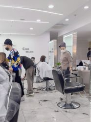 -Coo Hair salon