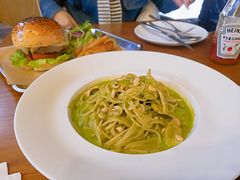 青酱蘑菇鸡肉意面-UPPER KITCHEN(延安路店)