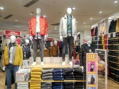 -优衣库(上海虹口龙之梦店)