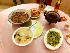 -燕坤食府