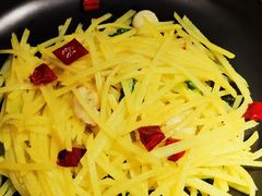 鸡汁土豆丝-绿茶餐厅(财富购物中心店)
