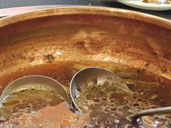 -阿山卓·野生菌火锅·纳西火塘烤肉