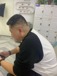 -米娜护肤造型
