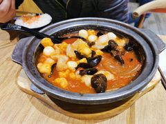 -极有家小鱼小鸡石锅煲(佳兆业店)