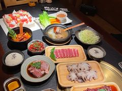 -炉石六本目·冰鲜和牛炭火烤肉·寿喜烧店(梅江店)