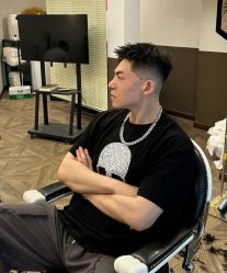 -尤司男士国潮理发馆