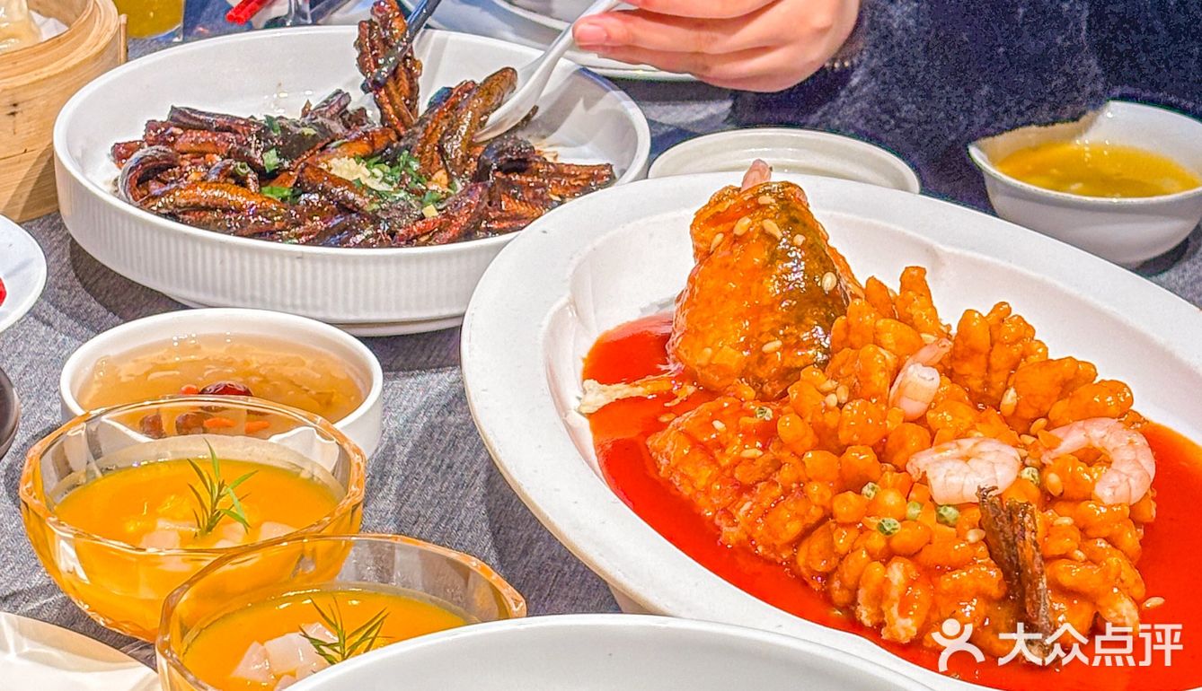 醉月湖本帮菜+新开Miniso！！好热闹！！