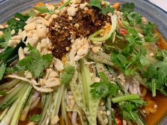 鸡丝凉米线-紫滇源云南生态菜(丹凤街店)