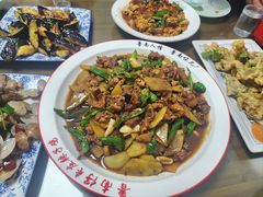 -鲁南仔·滕州炒鸡(经三路店)