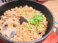 黑松露炒饭-七色云蔬食(喜邻里店)