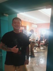 点击看大图 -鸿運 BARBER SHOP男士理发馆