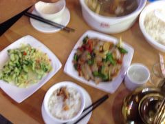 -乡土特色.冷锅鱼.牦牛肉汤锅