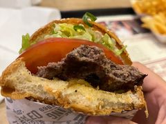 -The Habit Burger Grill 哈比特汉堡(爱琴海店)