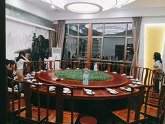 包厢-东馆和天下特色餐饮(工农店)