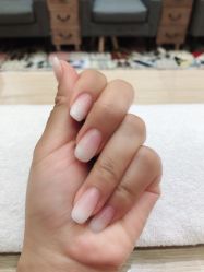 -进巍美甲美睫店