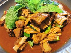 -隔壁老王·家常云南菜(花巷店)