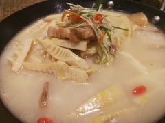 -溪畔•新徽菜(碧湖云溪店)