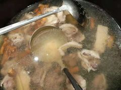 -匠心牛公馆·潮汕牛肉海鲜火锅(索菲特店)