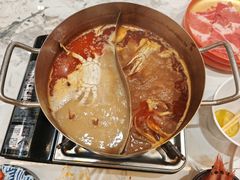 -金马门国际美食百汇(珞喻路店)