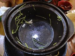 -丽虹云南过桥米线(兴工街店)