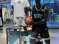 -NIKE品牌体验店(金源新燕莎店)