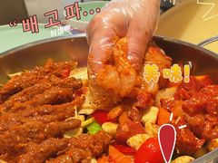 -黄记煌三汁焖锅(新佳丽江汉路店)