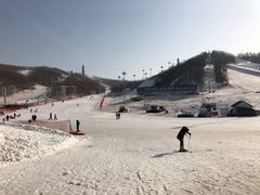 -长春莲花山滑雪场
