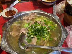 -谢老五跷脚牛肉·非遗传承店