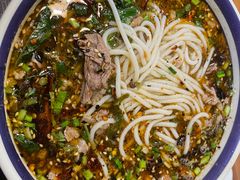 -云阿蛮云南生烫牛肉米线(奉贤路店)