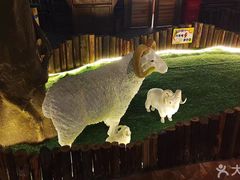 -老阿妈蒙古村·蒙古包·草原文化·歌舞表演(老君堂店)