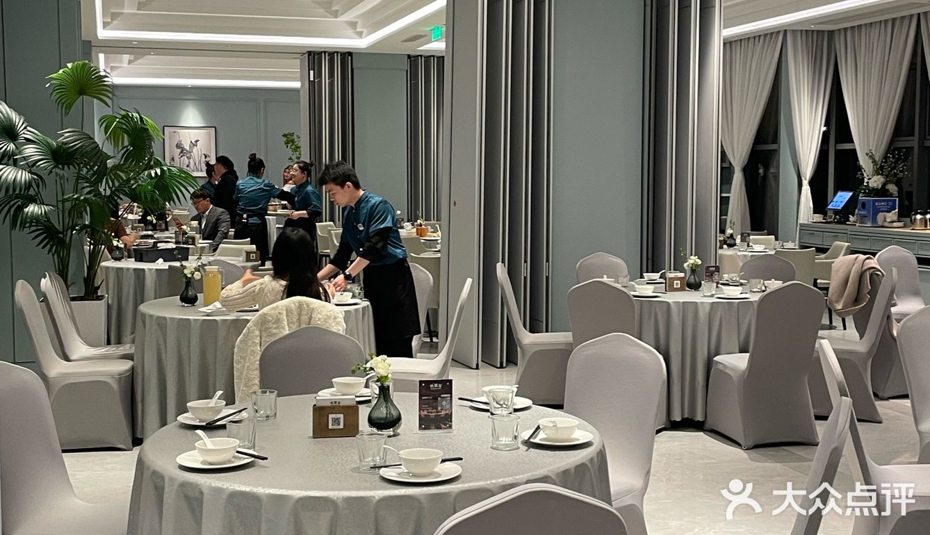 做梦也想吃的蟹黄豆腐饭！