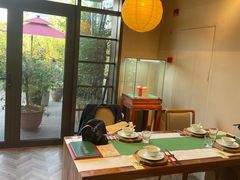 -荷风细雨·中国茶宴(世纪大道店)