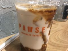 杏仁奶拿铁-PAUSE(恒大广场店)