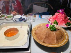 -尚尚仙·酸汤猪手·猪肚鸡火锅(华联万柳购物中心店)