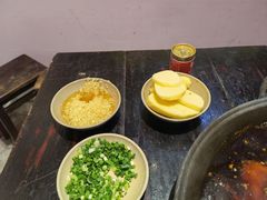 -四小区火锅·巷子里的重庆火锅(花照壁店)