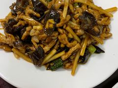 -余杨鸭鸭餐厅