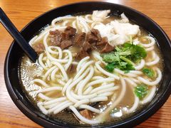-鑫花溪牛肉米粉(凤凰街创始总店)